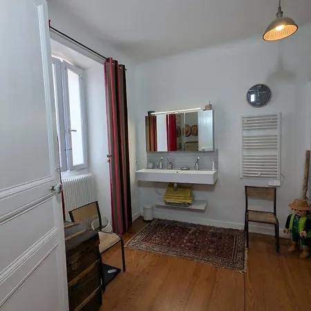 Villa Voltaire